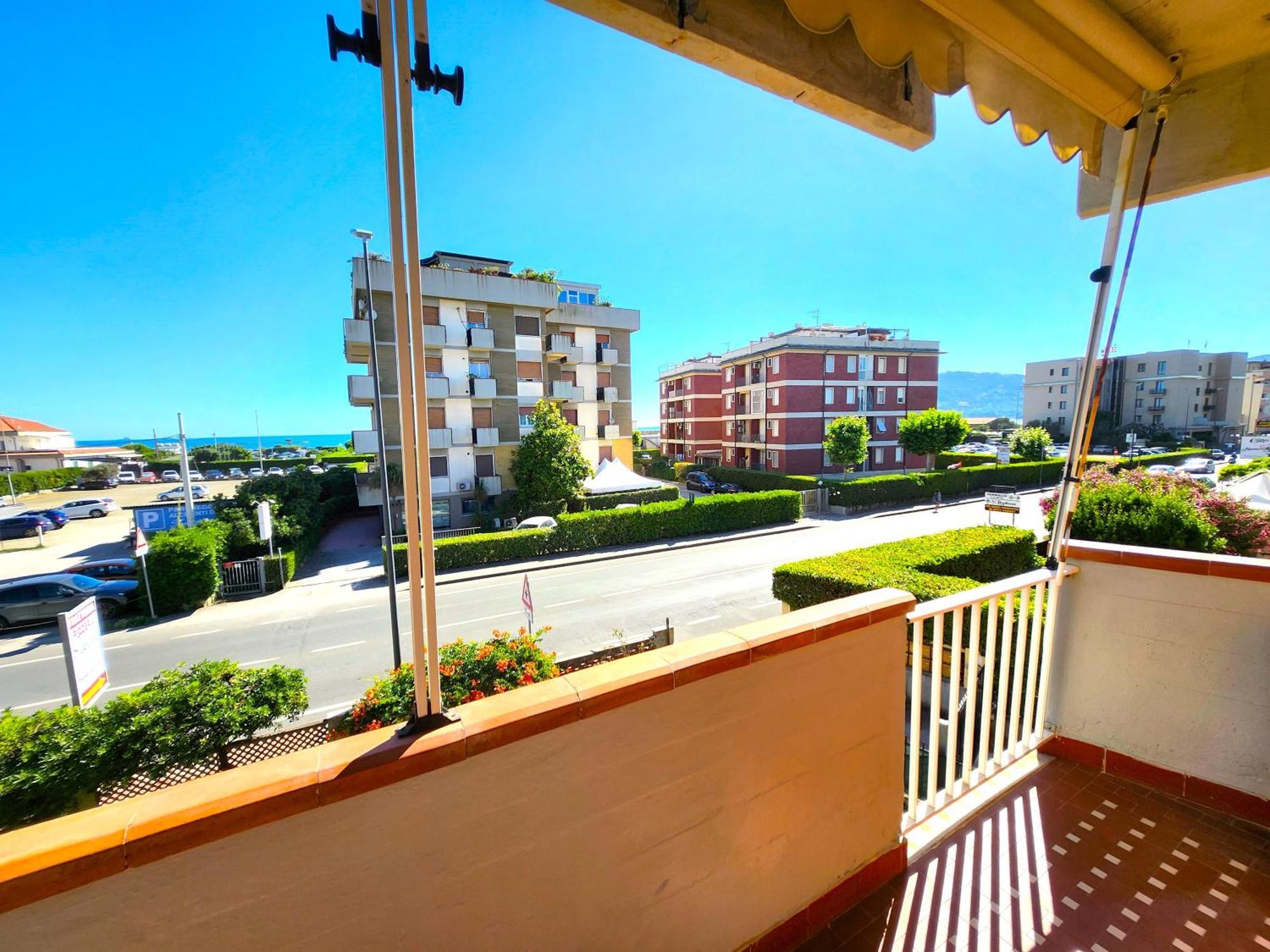 Appartamento Limen Marinella di Sarzana Luaran gambar